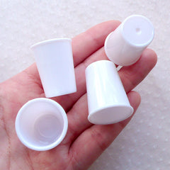 Dollhouse Miniature Doll Food Making / Mini Plastic Tall Cups / Cafe Coffee Cup Blank (4pcs / 22mm x 28mm / White) Fake Food Craft MC53