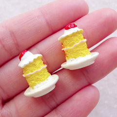 Dollhouse Sweets Cabochon / Miniature Dessert Cabochon / 3D Sponge Cake Cabochon (2pcs / 17mm x 18mm) Mini Food Tea Party Jewellery FCAB471