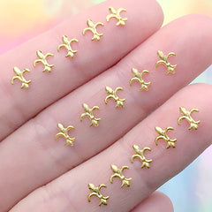 Tiny Mini Fleur de Lis Embellishment | Royal Ornaments | Baroque Resin Inclusions | Nail Art Supplies (15 pcs / Gold / 5mm x 6mm)