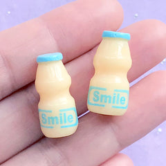 CLEARANCE Dollhouse Beverage in 3D | 1:6 Scale Miniature Drink | Doll House Grocery Supplies (2 pcs / Blue Smile / 11mm x 23mm)