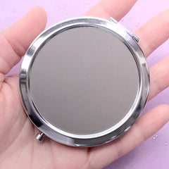 Round Compact Mirror Case | Folding Hand Held Mirror | Resin Craft Supplies (Silver / 7cm)