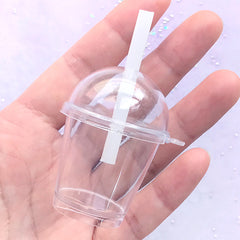 Dollhouse Frappuccino Cup with Dome Lid and Straw | Miniature Bubble Tea Cup | Doll House Boba Tea Cup | Doll Drink Making (1 Set / 37mm x 51mm / Clear)