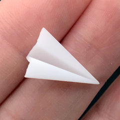 3D Paper Aeroplane Resin Inclusion | Paper Plane Embellishments for Resin Crafts | Resin Jewellery Supplies (2 pcs / 11mm x 16mm)