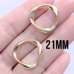 CLEARANCE Irregular Circle Deco Frame | Round Wavy Open Frame for UV Resin Filling | Resin Jewellery Supplies (2 pcs / Gold / 21mm)