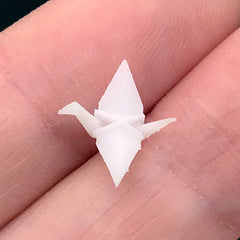 Miniature Orizuru Resin Inclusion | 3D Paper Crane Embellishment | Resin Jewellery DIY | Resin Craft Supplies (2 pcs / 12mm x 10mm)