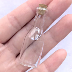 Dollhouse Wine Bottle | Miniature Glass Bottle | Mini Glass Vial | Terrarium Jewelry Making (1 piece / 18mm x 49mm)