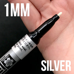 1mm Fine Point Sakura Pen-Touch Marker | Permanent Oil Based Marker in Metallic Silver Colour (1mm / Silver)