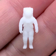 3D Spaceman for Resin Crafts | Cosmonaut Resin Inclusions | Miniature Astronaut Embellishments | Resin Art Supplies (2 pcs / 7mm x 16mm)