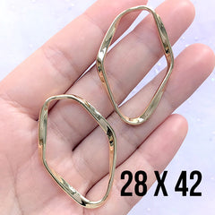 Large Oval Open Back Frame with Irregular Wavy Border | Oval Deco Frame for Resin Jewellery Making (2 pcs / Gold / 28mm x 42mm)