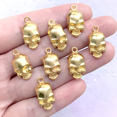 Skeleton Head Charm | Small Skull Pendant | Gothic Jewelry DIY | Halloween Craft Supplies (8 pcs / Gold / 10mm x 19mm)