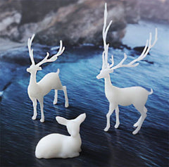 Miniature Deer Resin Inclusion | 3D Forest Animal Embellishment for Resin Art | Resin Jewelry Supplies (2 pcs / 10mm x 8mm)