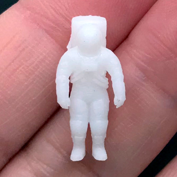 3D Cosmonaut for Resin Crafts | Astronaut Resin Inclusions | Miniature Spaceman Embellishments | Resin Crafts (2 pcs / 10mm x 20mm)