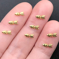 Mini Arrow Metal Pieces | Resin Art Embellishments | Resin Inclusion | Resin Craft Supplies | Nail Deco (8 pcs / 3mm x 7mm)