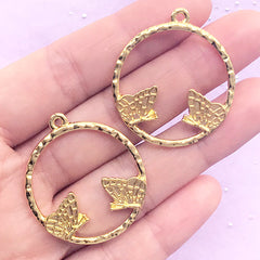 Butterfly Circle Open Bezel | Round Deco Frame for UV Resin Filling | Insect Charm | Kawaii Resin Jewellery DIY (2 pcs / Gold / 31mm x 34mm)