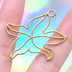 Starfish Open Back Bezel | Sea Star Charm | Marine Life Deco Frame | Kawaii UV Resin Jewellery DIY (1 piece / Gold / 39mm x 35mm)