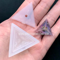 Polyhedral d4 Silicone Mold | Tetrahedron Dice Mold | Clear Soft Mold for UV Resin | Epoxy Resin Art Supplies (24mm x 20mm)