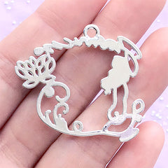 Princess Deco Frame for UV Resin Filling | Kawaii Open Bezel Charm | Fairytale Jewelry Making (1 piece / Silver / 39mm x 33mm)