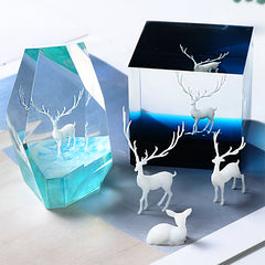 Miniature Reindeer Resin Inclusion | 3D Animal Embellishment for Resin Crafts | Terrarium Jewelry DIY (1 piece / 15mm x 23mm)