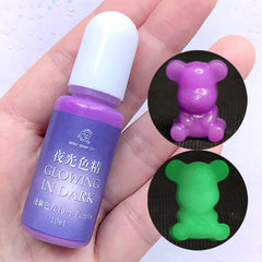 Epoxy Resin Colorant in Glow in the Dark Colour | UV Resin Dye | Resin Pigment | Resin Coloring (Light Purple / 10ml)