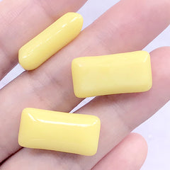 Faux Chewing Gum Cabochons in Actual Size | Fake Food Embellishments | Kawaii Jewelry DIY | Phone Case Decoden (3 pcs / Yellow / 11mm x 21mm)