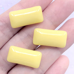 Faux Chewing Gum Cabochons in Actual Size | Fake Food Embellishments | Kawaii Jewelry DIY | Phone Case Decoden (3 pcs / Yellow / 11mm x 21mm)