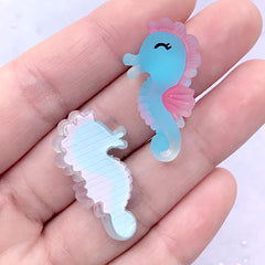 Cartoon Seahorse Cabochons | Kawaii Marine Life Resin Cabochon | Toddler Hair Bow Jewellery Supplies (3 pcs / 17mm x 30mm)