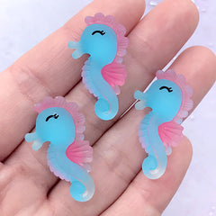 Cartoon Seahorse Cabochons | Kawaii Marine Life Resin Cabochon | Toddler Hair Bow Jewellery Supplies (3 pcs / 17mm x 30mm)