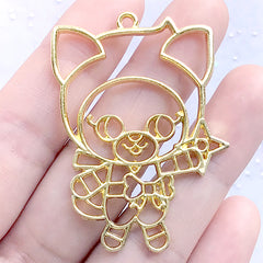 Shinobi Cat with Dart Open Bezel Charm | Kawaii Animal Ninja Deco Frame for UV Resin Jewellery DIY (1 piece / Gold / 35mm x 49mm)