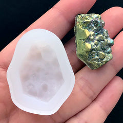Small Crystal Geodes Silicone Mold | Faux Quartz Shard DIY | Epoxy Resin Art | UV Resin Jewelry Supplies (20mm x 30mm)