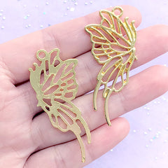 Half Butterfly Open Bezel Pendant for UV Resin Filling | Insect Charm | Kawaii Resin Jewelry Making (2 pcs / Gold / 24mm x 52mm)
