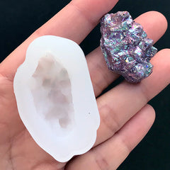 Small Crystal Shard Silicone Mold | Fake Quartz Geodes DIY | UV Resin Crafts | Epoxy Resin Jewellery Supplies (17mm x 33mm)
