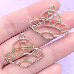 UFO Open Bezel for UV Resin Filling | Flying Saucer Deco Frame | Science Fiction Charm (2 pcs / Gold / 30mm x 25mm)