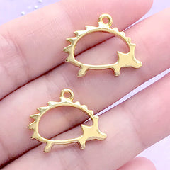 Small Hedgehog Open Bezel Charm | Porcupine Deco Frame for UV Resin Filling | Kawaii Animal Pendant (2 pcs / Gold / 20mm x 16mm)