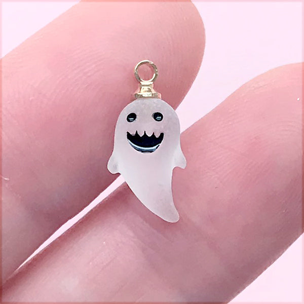 Kawaii Ghost Charm | Mini Halloween Pendant | Cute Jewelry Supplies (1 Piece / 7mm x 15mm)