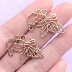 CLEARANCE Small Goldfish Open Bezel for UV Resin Filling | Outlined Fish Deco Frame | Kawaii Resin Jewellery Making (2 pcs / Gold / 30mm x 20mm)