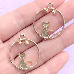 Magical Cat Circle Charm | Star and Kitty Open Bezel | Kawaii Animal Deco Frame for UV Resin Filling (2 pcs / Gold / 25mm x 28mm)