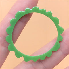 Irregular Circle Open Back Bezel for UV Resin Filling | Acrylic Round Deco Frame | Kawaii Retro Charm (1 Piece / Green / 39mm)