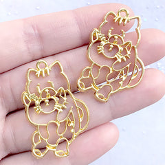 Cat Cuddling Open Bezel | Kitty Deco Frame of UV Resin Filling | Cute Animal Charm (2 pcs / Gold / 23mm x 37mm)