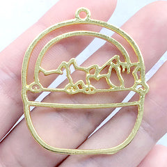 Cats in Basket Open Bezel for UV Resin Jewelry Making | Kawaii Kitty Deco Frame | Pet Charm (1 piece / Gold / 36mm x 42mm)