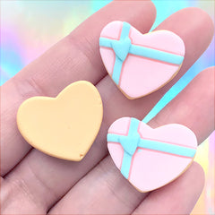 Faux Sugar Cookie Cabochons in Heart Shape | Fake Sweet Embellishments | Hair Bow Centre | Kawaii Decoden (3 pcs / 23mm x 19mm)