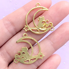 CLEARANCE Kitty and Crescent Moon Open Back Bezel | Magical Cat Charm | UV Resin Craft | Mahou Kei Jewelry Supplies (2 pcs / Gold / 25mm x 25mm)