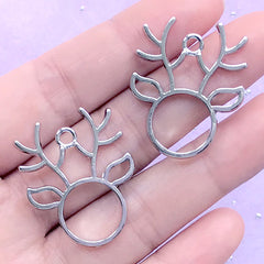 Reindeer Head Open Bezel Charm | Christmas Animal Deco Frame for UV Resin Filling | Holiday Jewelry DIY (2 pcs / Silver / 25mm x 31mm)