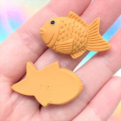 Taiyaki Cabochons | Japanese Fish Shaped Cake | Kawaii Decoden | Sweet Deco | Miniature Food Jewelry Supplies (4 pcs / 21mm x 34mm)