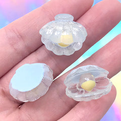 Kawaii Seashell Cabochons in 3D | Glittery Scallop Shell with Pearl Embellishment | Mermaid Jewelry Making (3 pcs / Light Blue / 21mm x 19mm)