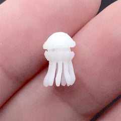Miniature Jellyfish Resin Inclusion | 3D Sea Jelly Embellishment | Mini Marine Life Figurine for Resin Craft (2 pcs / 6mm x 10mm)