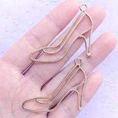 High Heel Open Bezel Charm | Fashion Shoe Deco Frame for UV Resin Filling | Kawaii Jewelry Supplies (2 pcs / Gold / 46mm x 36mm)