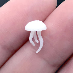 Miniature Sea Jelly Figurine | 3D Marine Life Embellishments | Mini Jellyfish Resin Inclusion | Resin Jewellery Supplies (2 pcs / 7mm x 10mm)