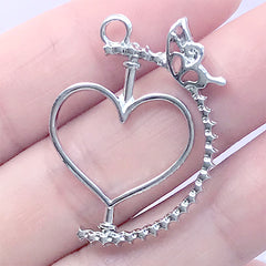 Kawaii Spinning Open Bezel Pendant with Butterfly | Rotary Heart Deco Frame | Kawaii UV Resin Jewellery DIY (1 piece / Silver / 23mm x 33mm)