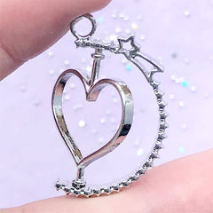 Rotary Heart Open Bezel Pendant with Shooting Star | Spinning Deco Frame for UV Resin Filling | Kawaii Jewellery DIY (1 piece / Silver / 23mm x 31mm)