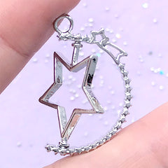Movable Star Open Bezel Charm with Shooting Star | Spinning Pendant | Magical Deco Frame for UV Resin Filling (1 piece / Silver / 24mm x 31mm)